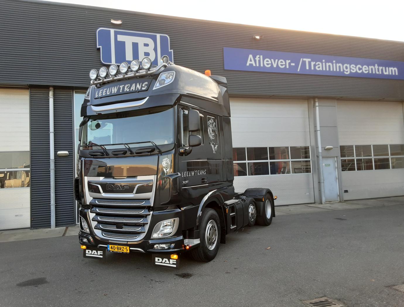 LEEUWTRANS