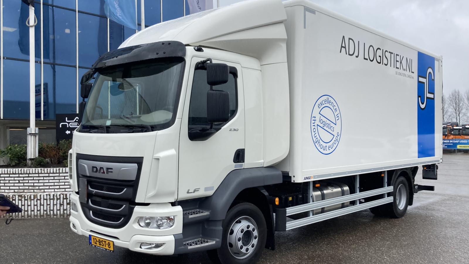 ADJ logistiek