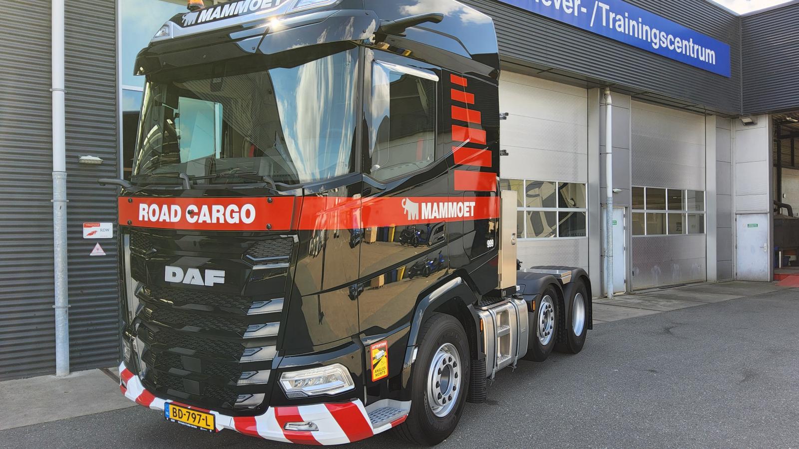 Mammoet Road Cargo BV